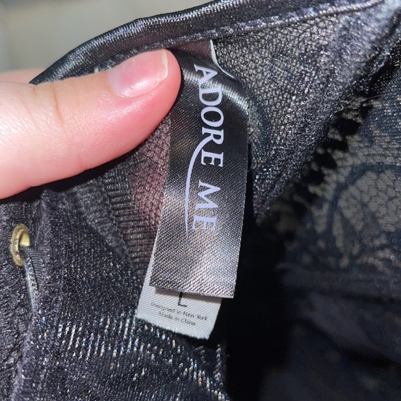 Trendy corset - Picture 2 of 3